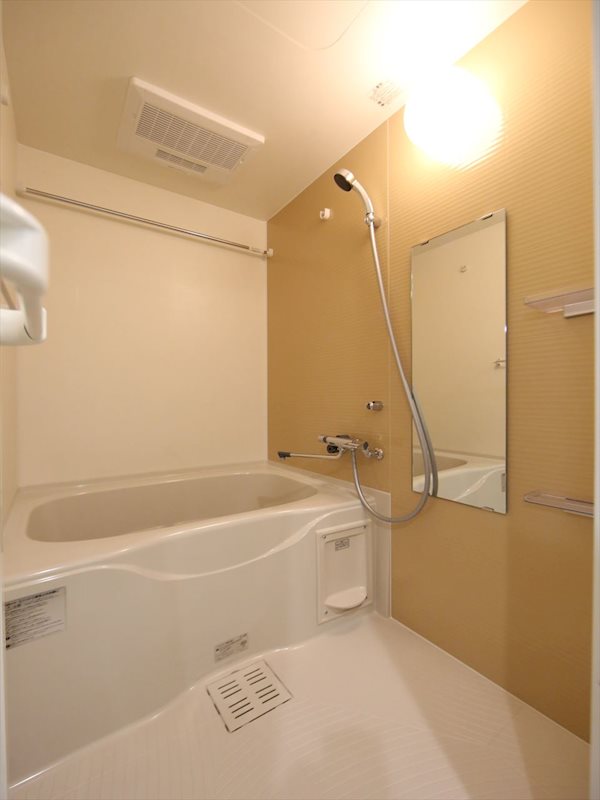 バス・シャワールーム　浴室暖房乾燥機能付バス