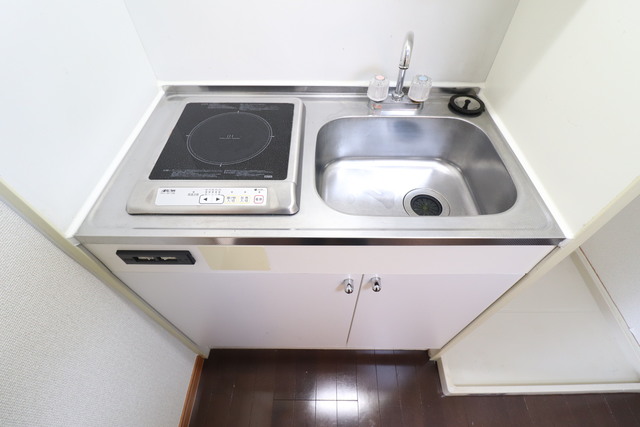 キッチン　電気コンロ１口付