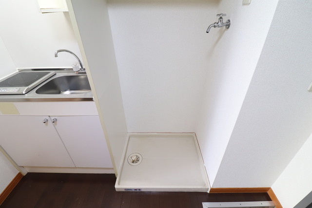 洗面設備　室内洗濯機置き場