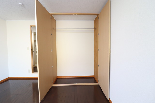 収納　クローゼット