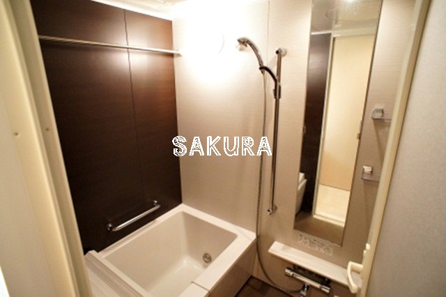 バス・シャワールーム　清潔感のある快適バスルーム♪