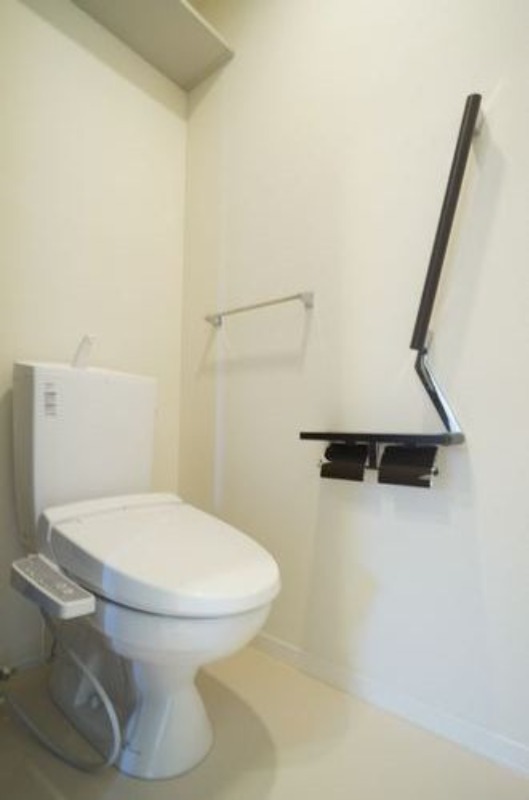 トイレ　図面と現状に相違がある場合には現状を優先