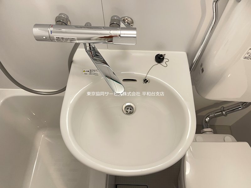 洗面設備　ユニットバスです。