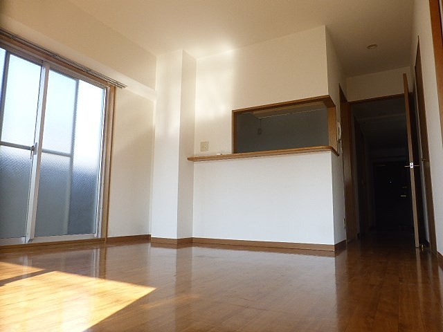 居室・リビング　※写真は他号室です