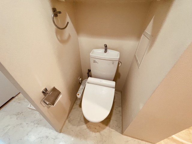 トイレ　ゆったりとした空間のトイレです