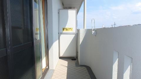 バルコニー　広々したベランダが嬉しいですね♪（イメージ）