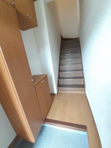 玄関　シューズボックス付きの玄関です★