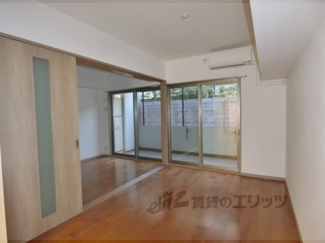 居室・リビング　居室