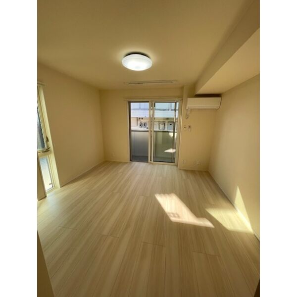 居室・リビング　洋室