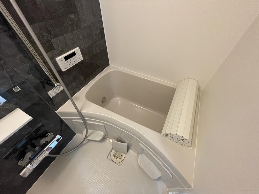 バス・シャワールーム　同施工会社の別物件の画像になります。