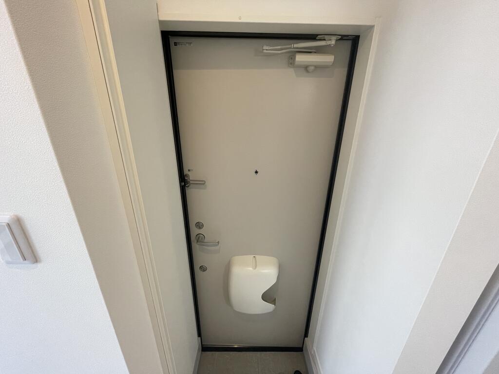 玄関　同施工会社の別物件の画像になります。