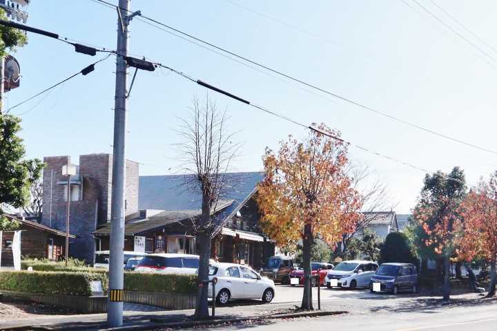 飲食店　マザーズ鳴門本店（飲食店）まで138m