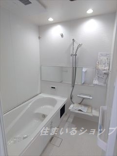 バス・シャワールーム　追い焚き・浴室暖房乾燥機あり