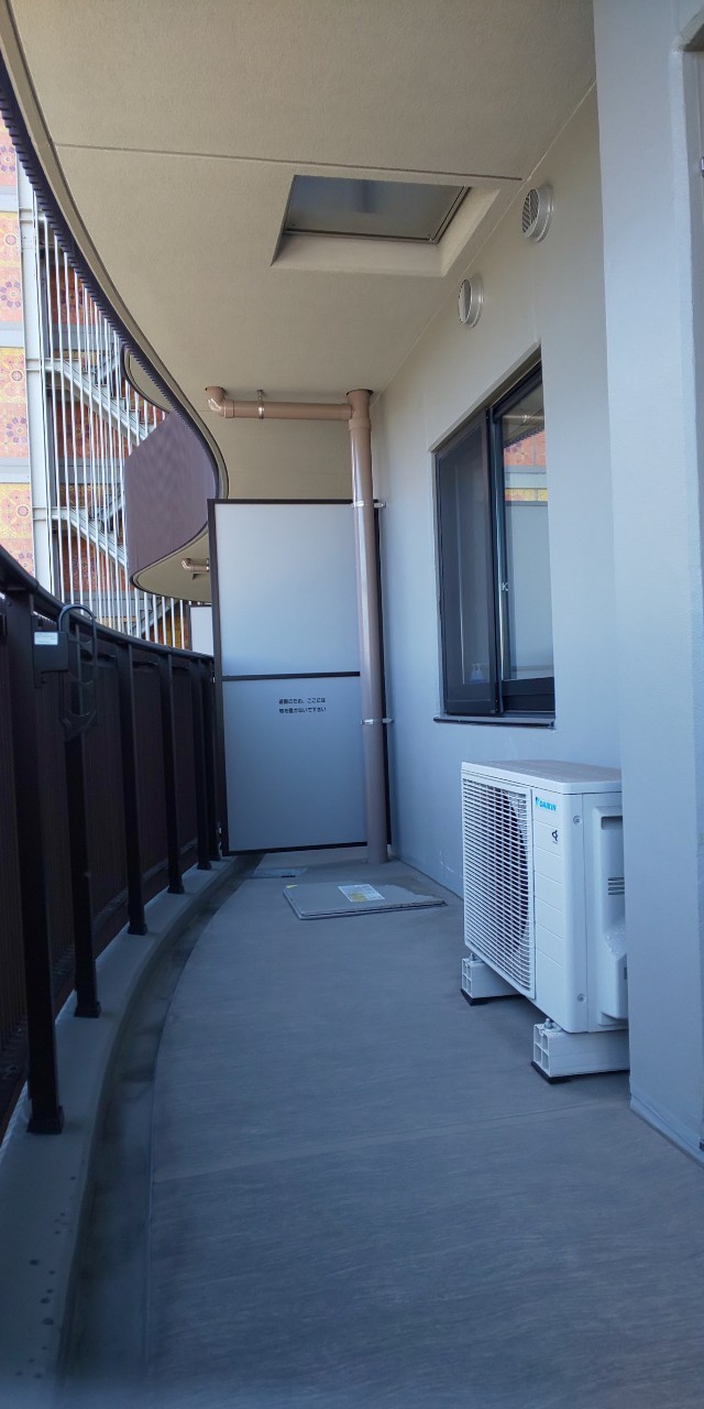 バルコニー　バルコニー