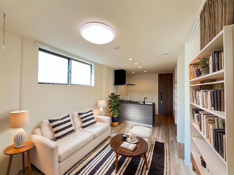 居室・リビング　ＣＧ画像の為実際は家具・家電の設置無し。