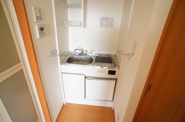 キッチン　お掃除しやすい人気のIHコンロ♪