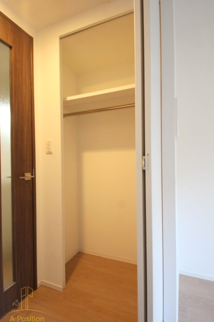 収納　レオンコンフォート京橋