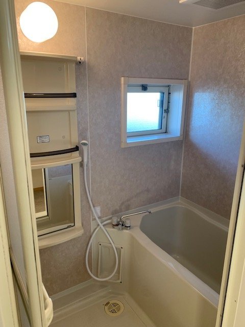 バス・シャワールーム　シャワー付　バストイレ別