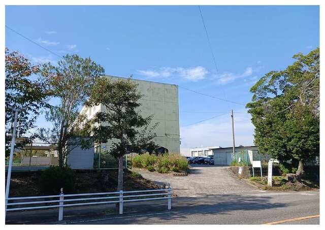 小学校　鈴鹿市立牧田小学校（小学校）まで400m