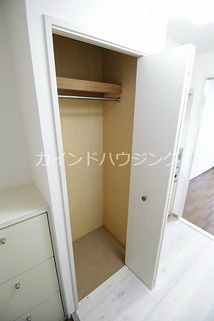 収納　洋室収納