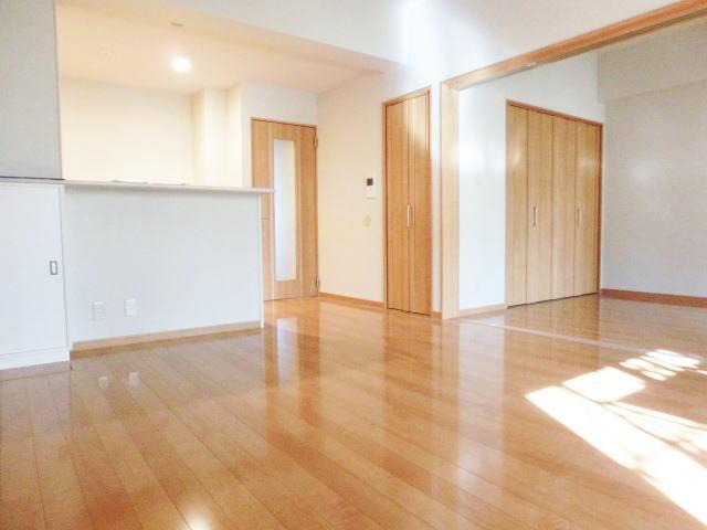 居室・リビング　広々リビング15帖！