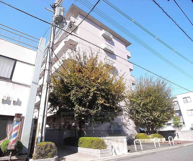 建物外観　桃山のファミリー物件です。