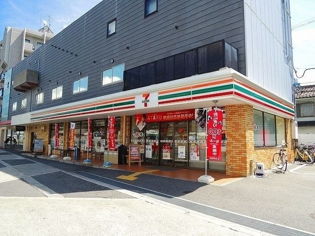 コンビニ　セブンイレブン野田阪神駅前店（コンビニ）まで250m