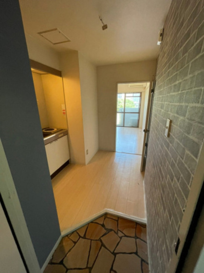 玄関　※別部屋の写真です