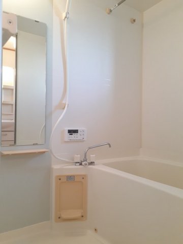 バス・シャワールーム　きれいなお風呂です