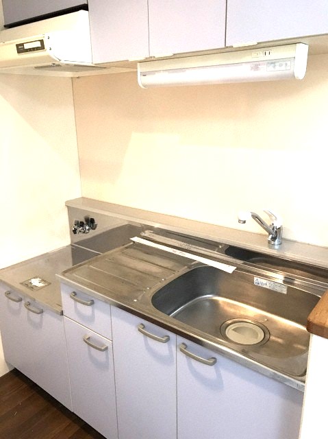 キッチン　人気の独立キッチンタイプです。