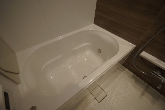 バス・シャワールーム　バスルーム