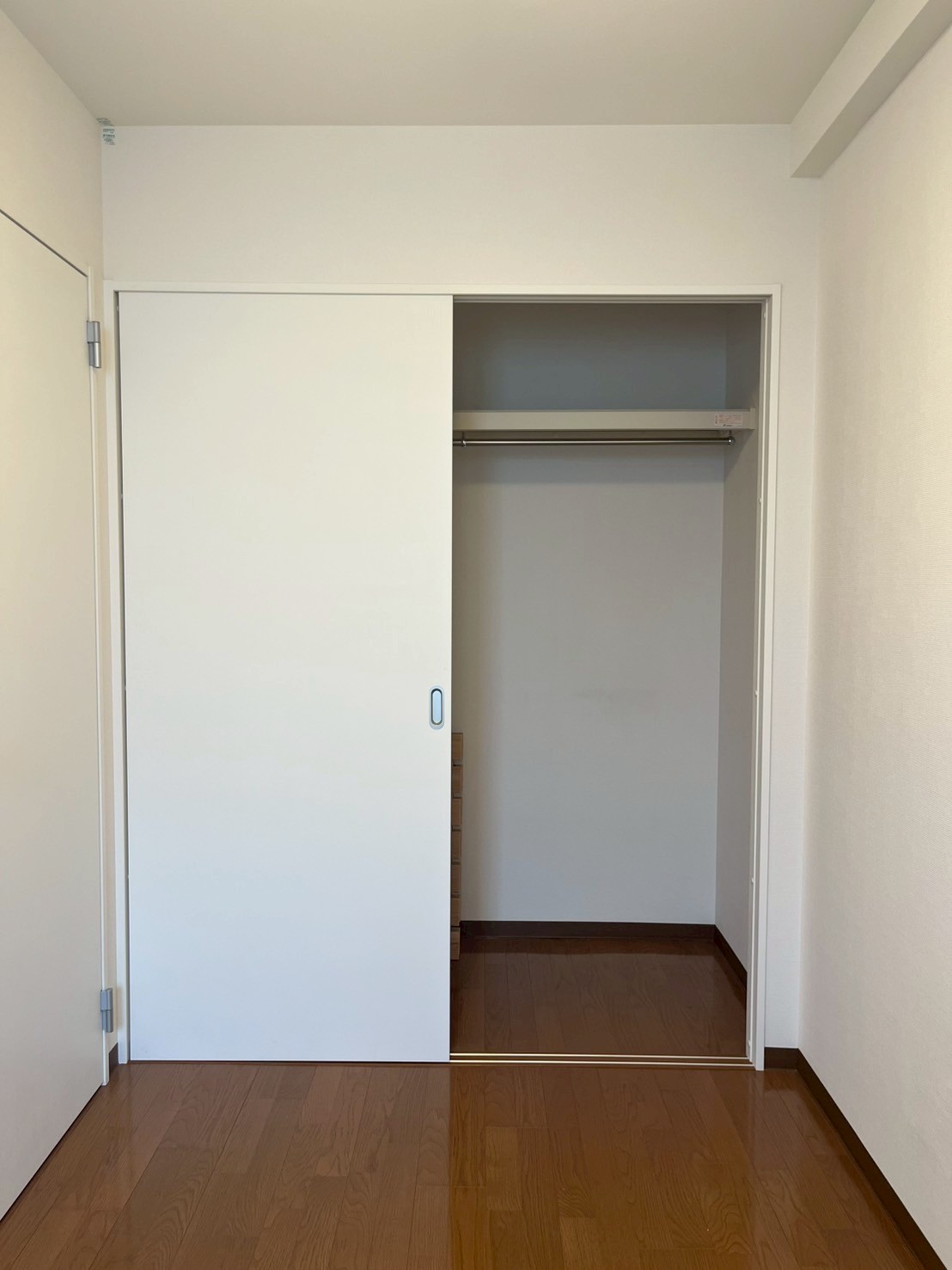 収納　洋室のクローゼット。
