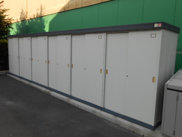 その他設備　各戸個別の屋外物置完備（冬用タイヤ等収納可能）