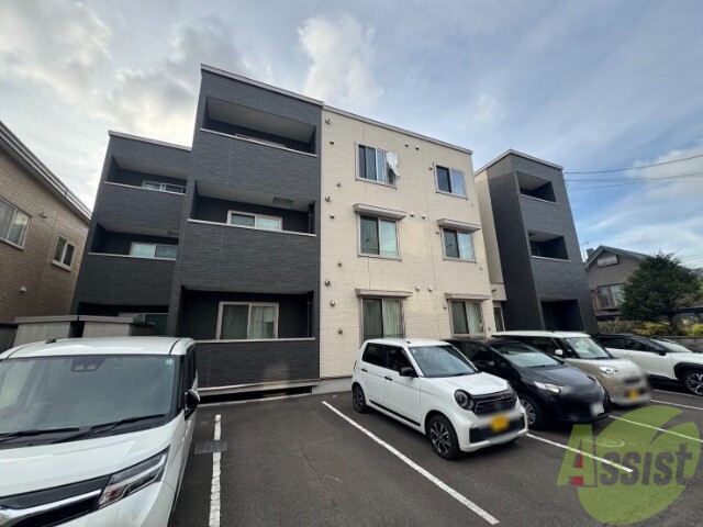 建物外観　札幌市東区北３５条東「フォレスト・Ｒ」