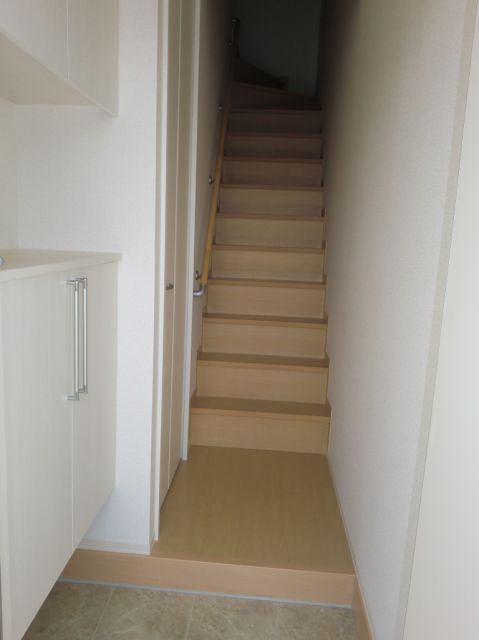 玄関　下駄箱のある玄関です