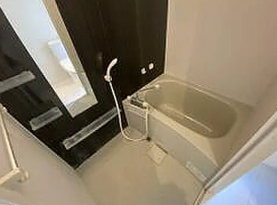 バス・シャワールーム　別部屋の写真を使用しております。