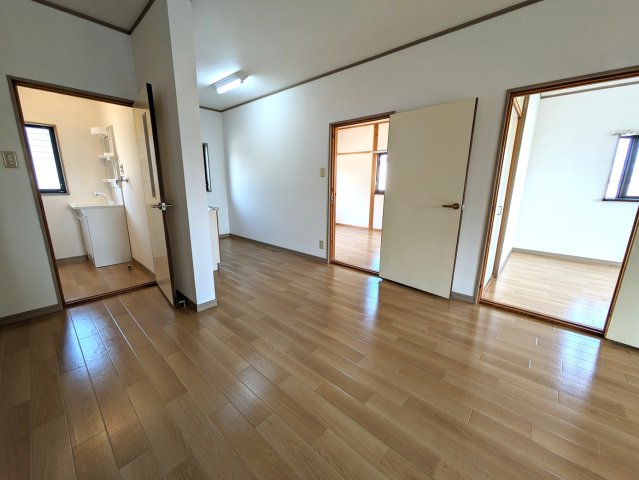 居室・リビング　使いやすい居間です