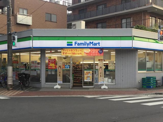 コンビニ　ファミリーマート国立北店（コンビニ）まで739m