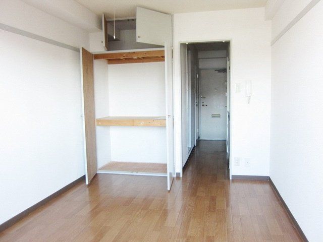 居室・リビング　☆フローリング☆