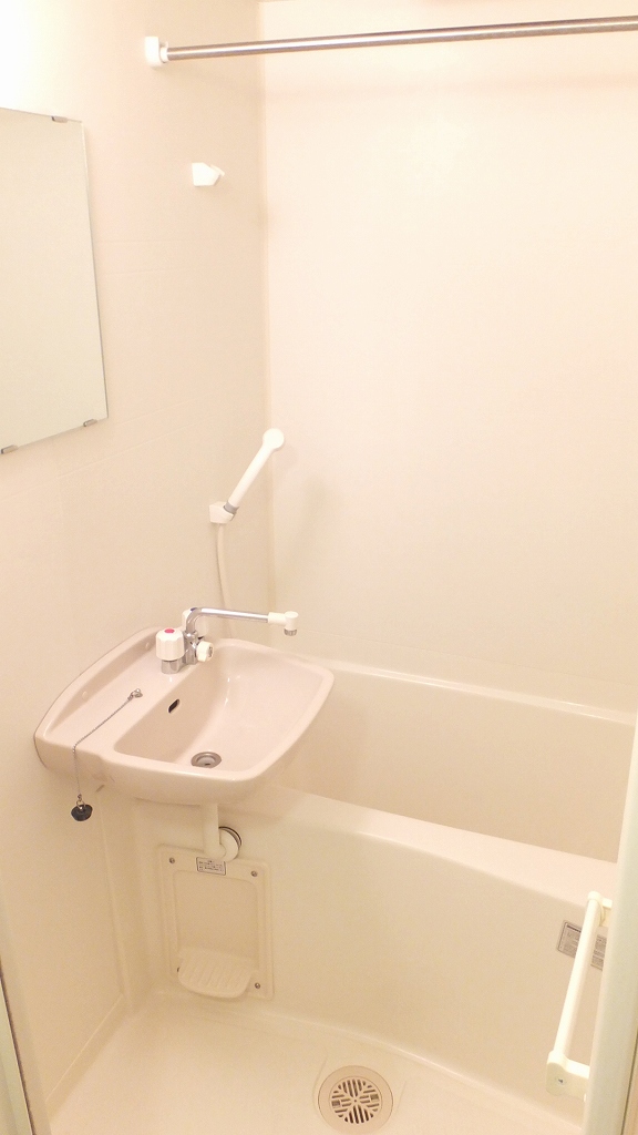 バス・シャワールーム　浴室換気乾燥機能付