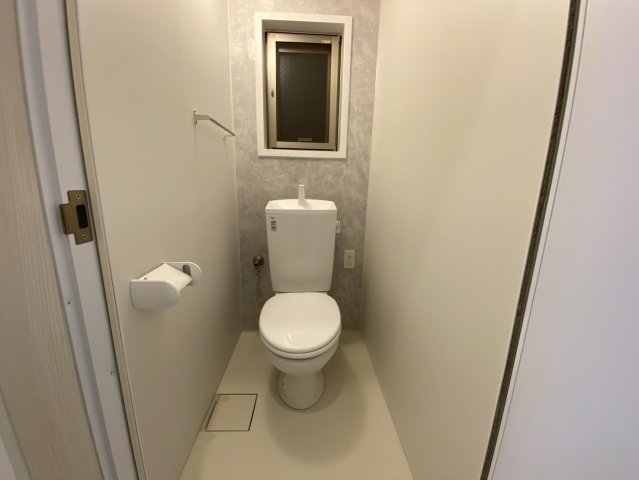 トイレ　アベニール西I（Ｋ）★那覇市西エリア