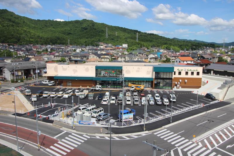 スーパー　ショージ寺家駅前店（スーパー）まで450m