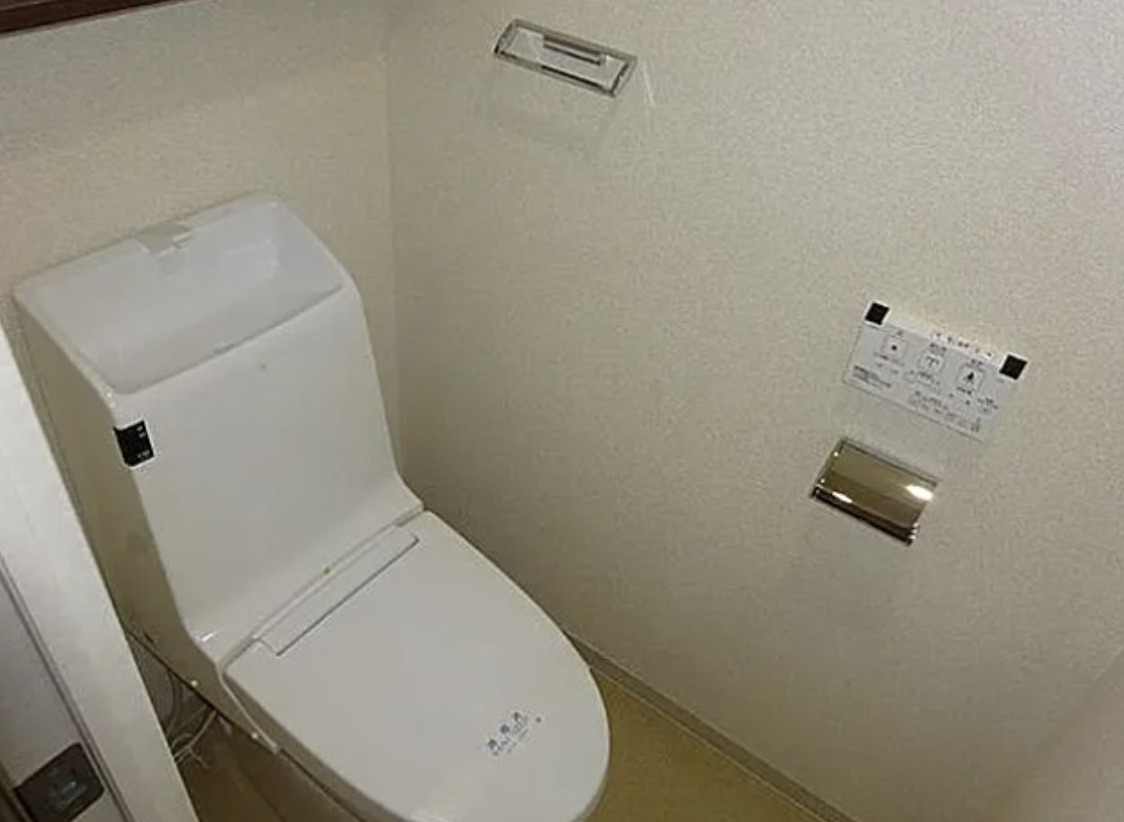 トイレ　トイレもきれいです