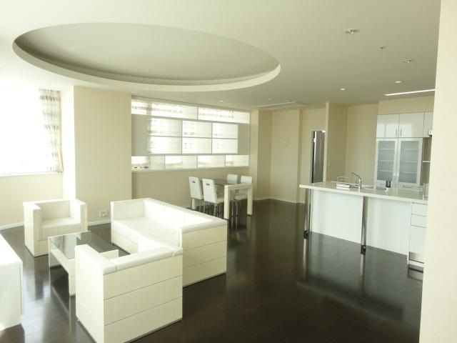 居室・リビング　写真・家具はイメージです。家電付きではありません。(T-HO