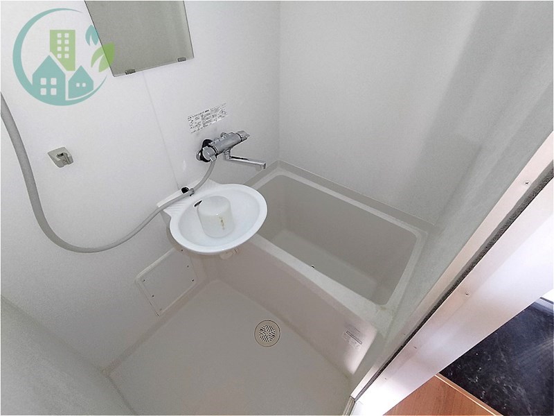 バス・シャワールーム　レオパレストライズ2（家具・家電付、仲介手数料不要）
