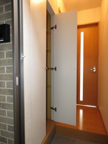 その他設備　シューズボックス