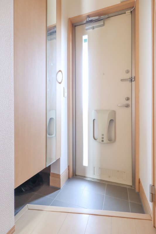 玄関　図面と現状に相違がある場合には現状を優先