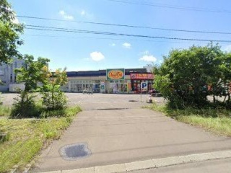 スーパー　ディナーベル新道西店（スーパー）まで689m