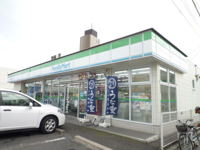 コンビニ　ファミリーマート二の森店（コンビニ）まで49m