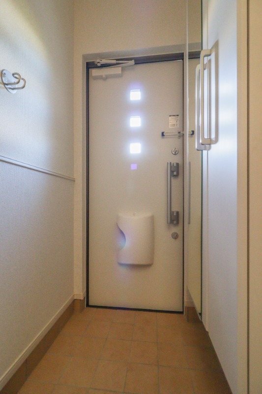 玄関　図面と現状に相違がある場合には現状を優先